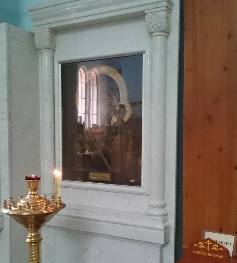 Киот для Храма иконы Божией Матери «Знамение» в Кунцеве.