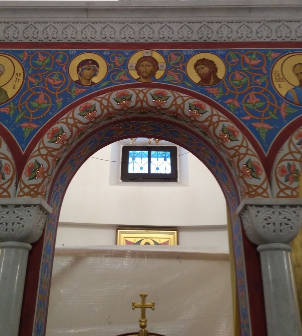 Иконостас в Храме Рождества Христова в г. Санкт-Петербург