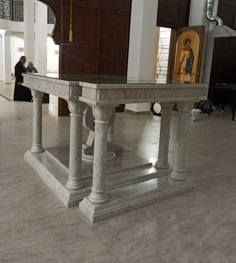 Престол и жертвенник для ХрамаСвятителя Луки (Воскресения Словущего) в Марьино&nbsp;